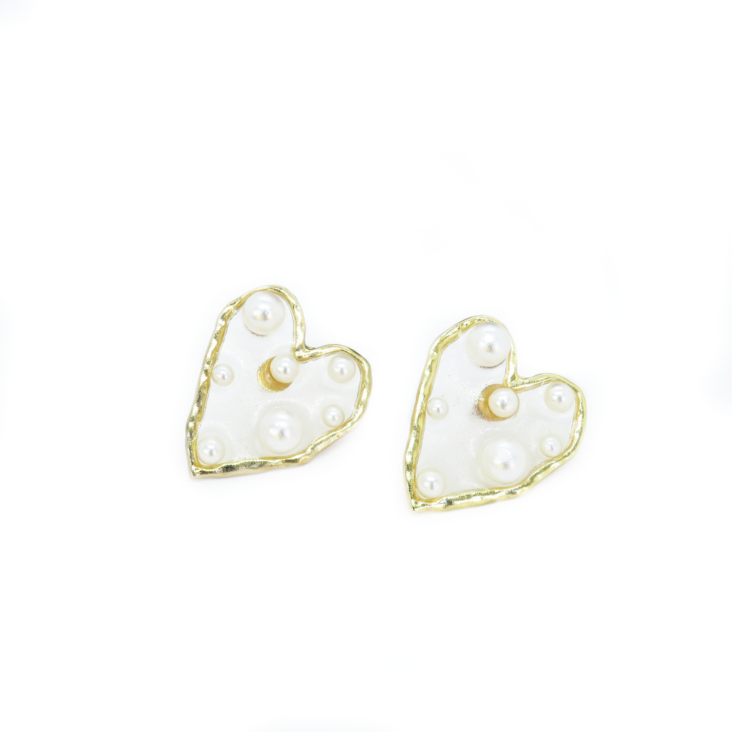 ARETES CORAZÓN DE PERLA