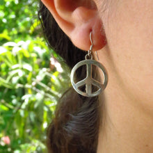 Cargar imagen en el visor de la galería, PENDIENTES HIPPIE DE PLATA
