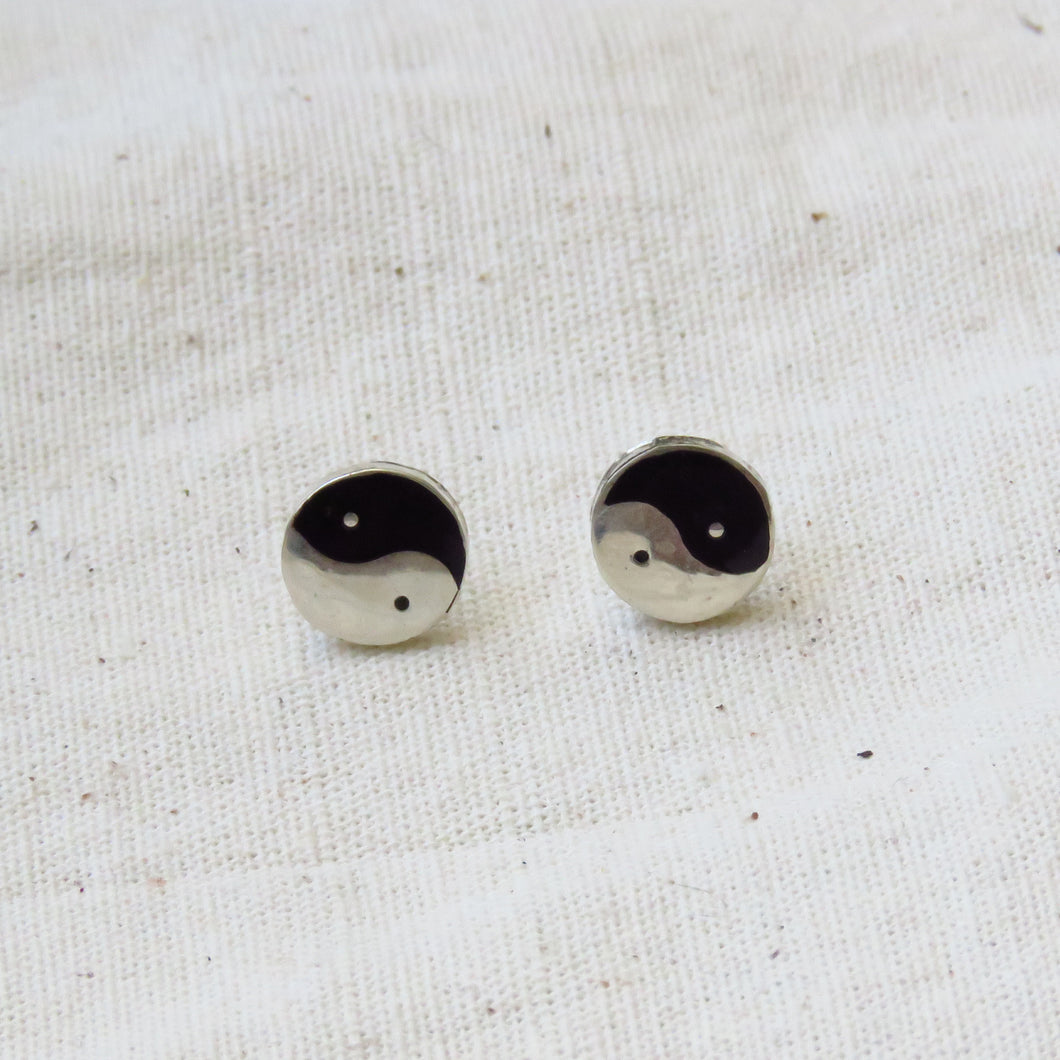 ARETES YING & YANG