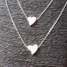 Cargar imagen en el visor de la galería, COLLAR DE CORAZONES
