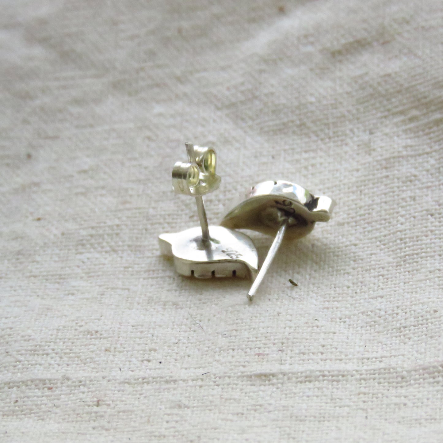 ARETES PEQUEÑA HOJA